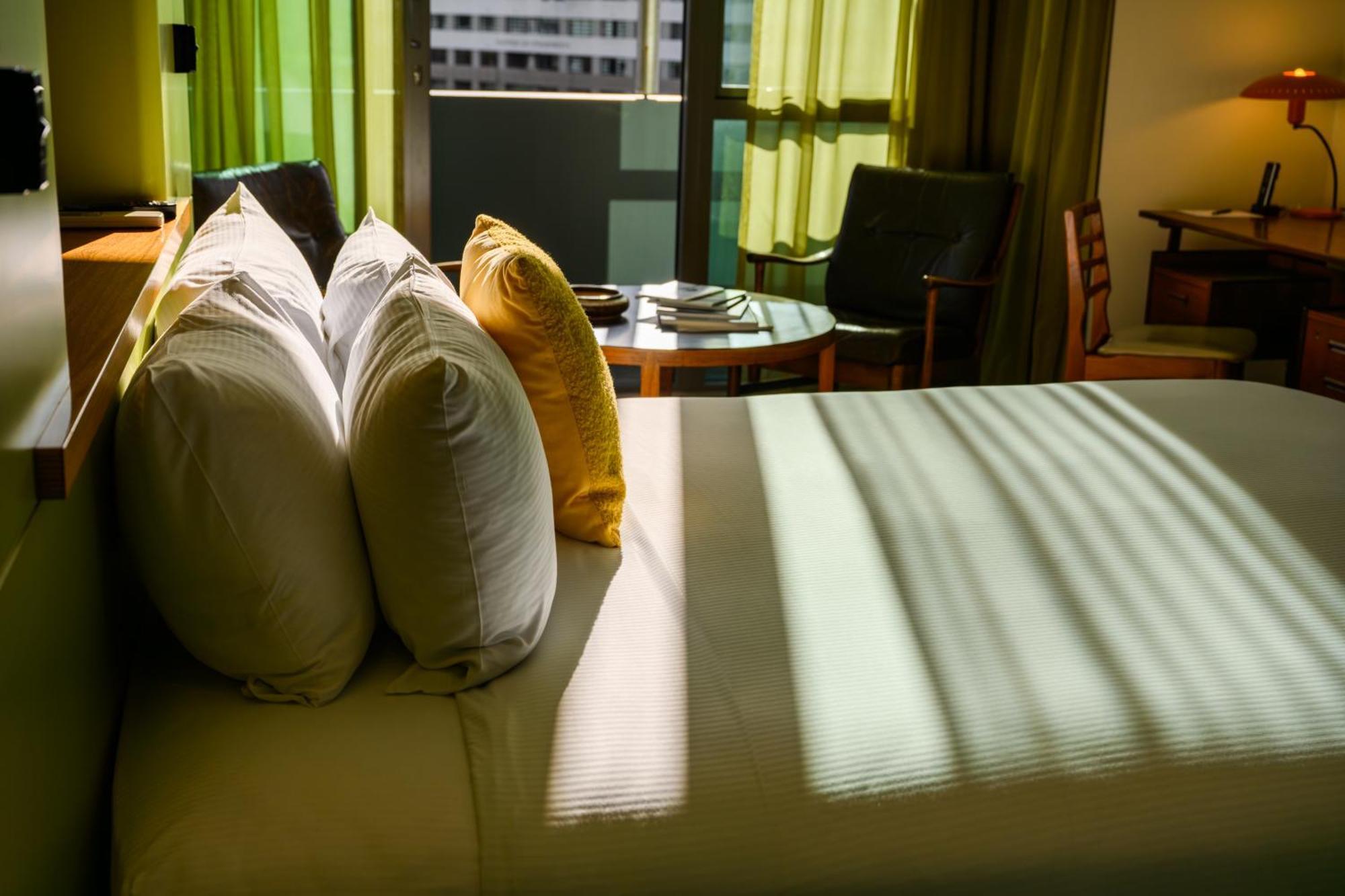 Ohtel Wellington Hotel Bagian luar foto