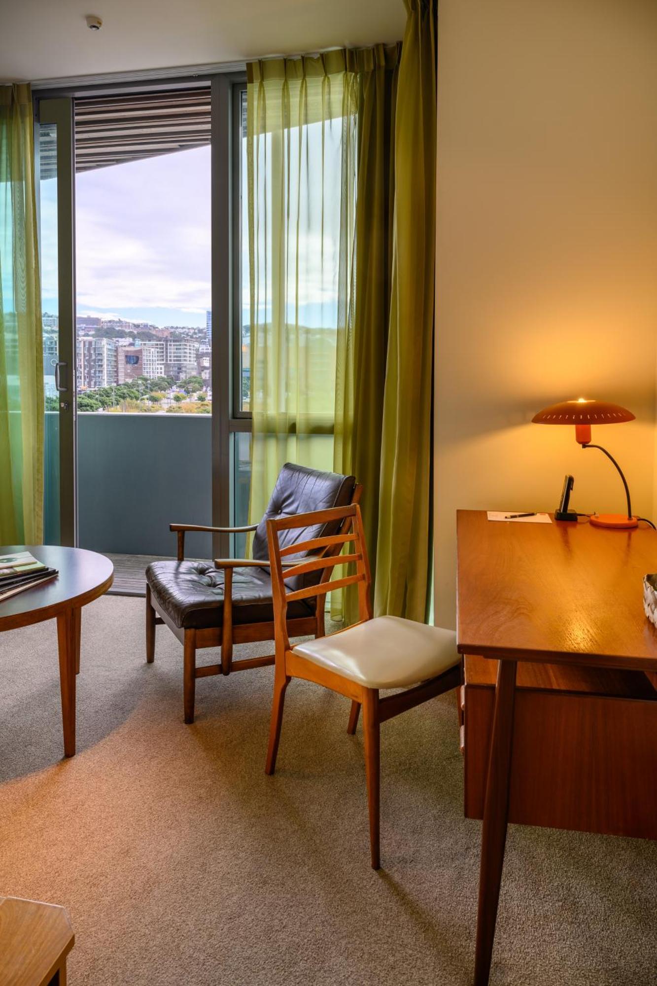 Ohtel Wellington Hotel Bagian luar foto