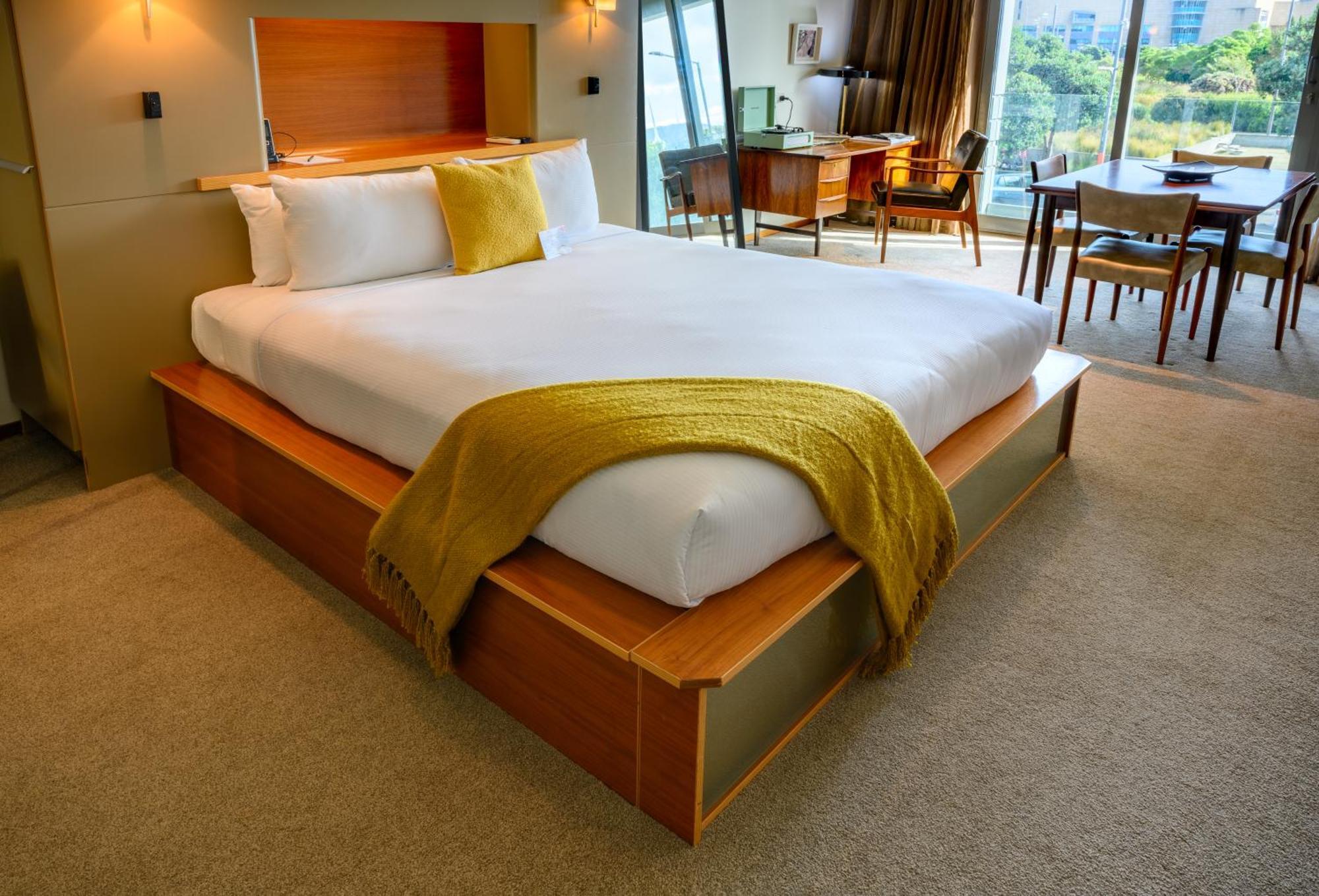 Ohtel Wellington Hotel Bagian luar foto